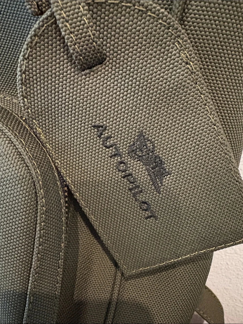 Autopilot Olive Canvas Tote Backpack – Huckberry Filson Aer– Minimalist EDC Bag